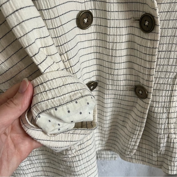 CARTONNIER x ANTHROPOLOGIE Oversized Stripe Cotton Gauze Double Breasted Blazer - Picture 8 of 11